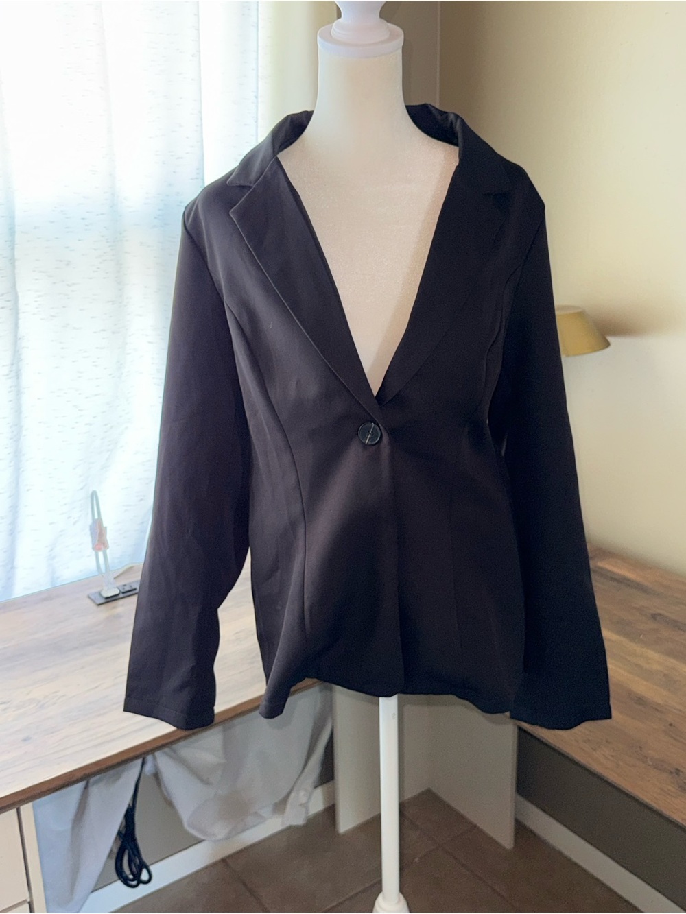 Black Single-Button Women's Blazer Jacket